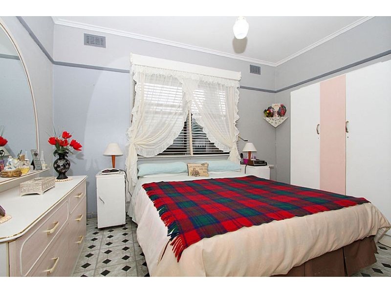 20 Keilor Avenue, Reservoir VIC 3073