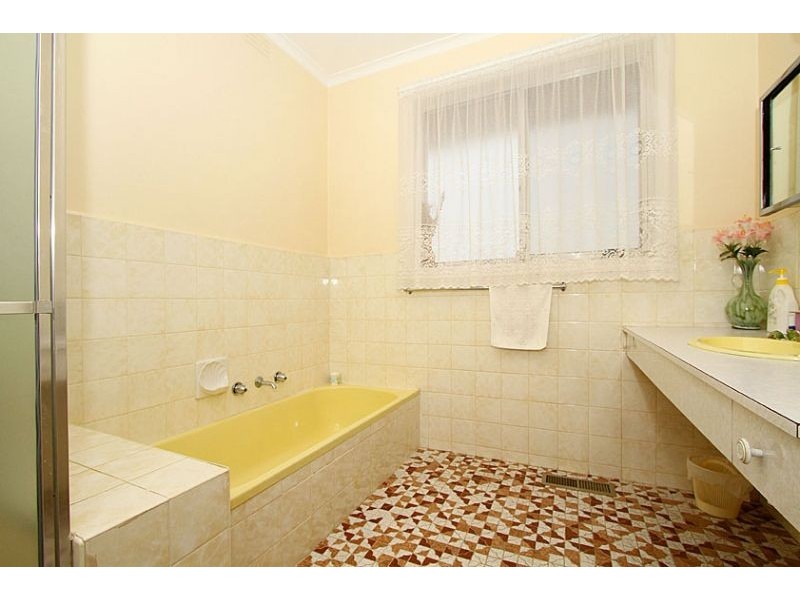 67 Purinuan Road, Reservoir VIC 3073