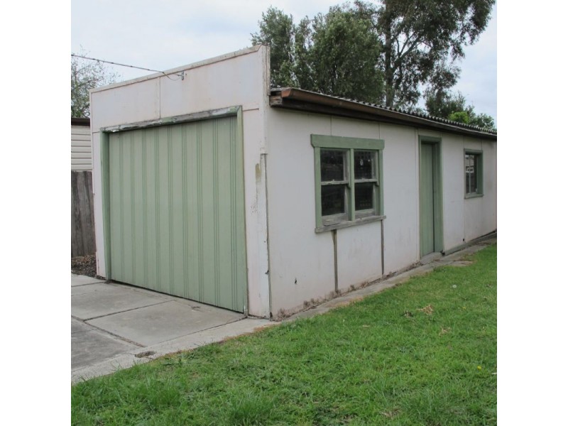 17 Rodman Street, Reservoir VIC 3073