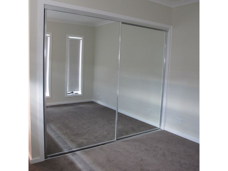 2/1 Nisbett Street, Reservoir VIC 3073