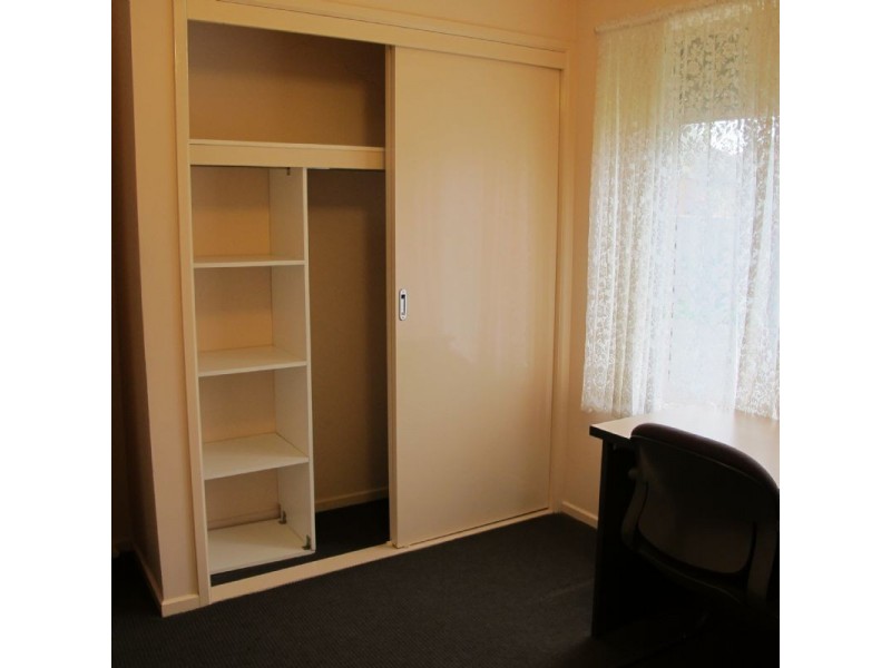 1/2 Burkitt Court, Preston VIC 3072