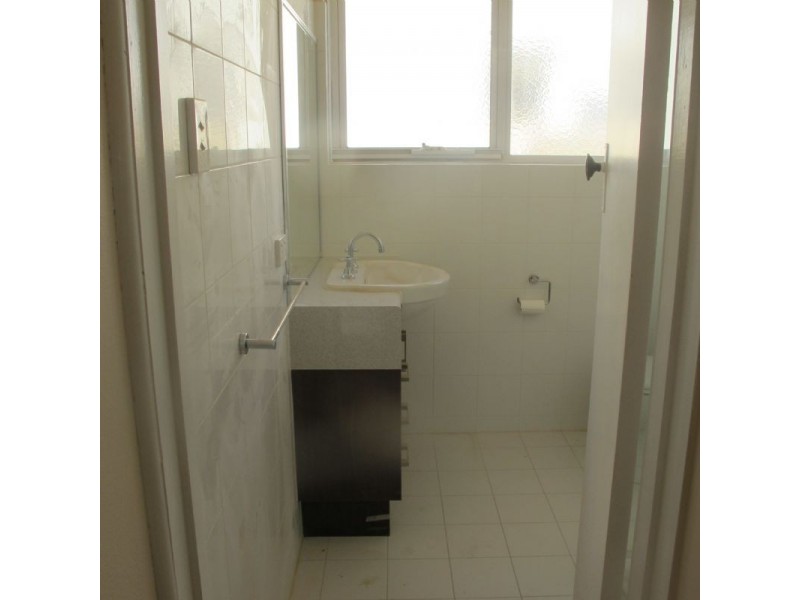 1/35 Taylor Avenue, Reservoir VIC 3073