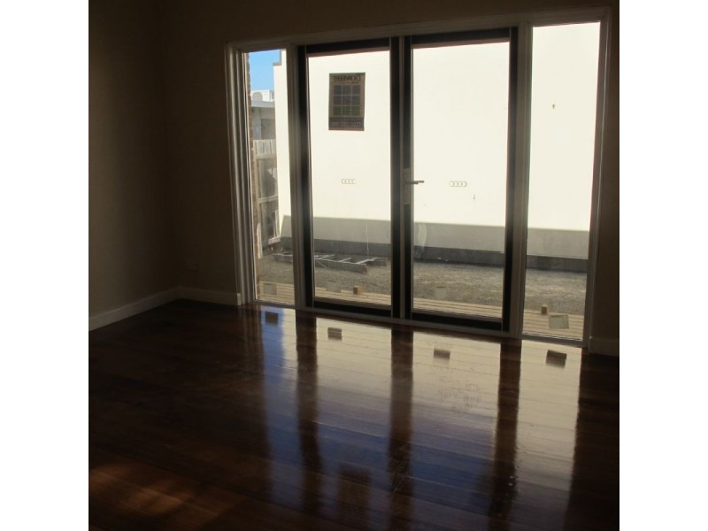 1/35 Taylor Avenue, Reservoir VIC 3073