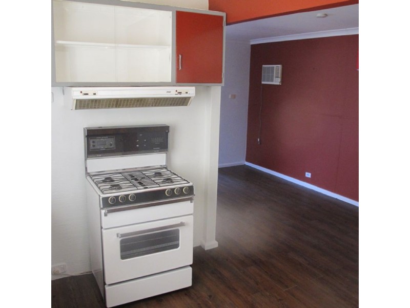 6A Charles Street, Thomastown VIC 3074