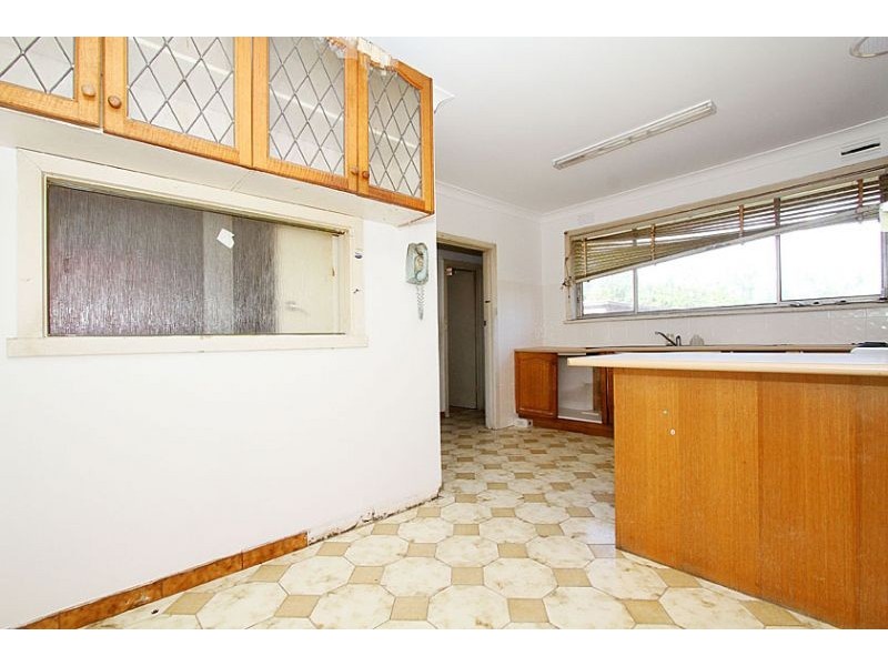 14 Seston Street, Reservoir VIC 3073