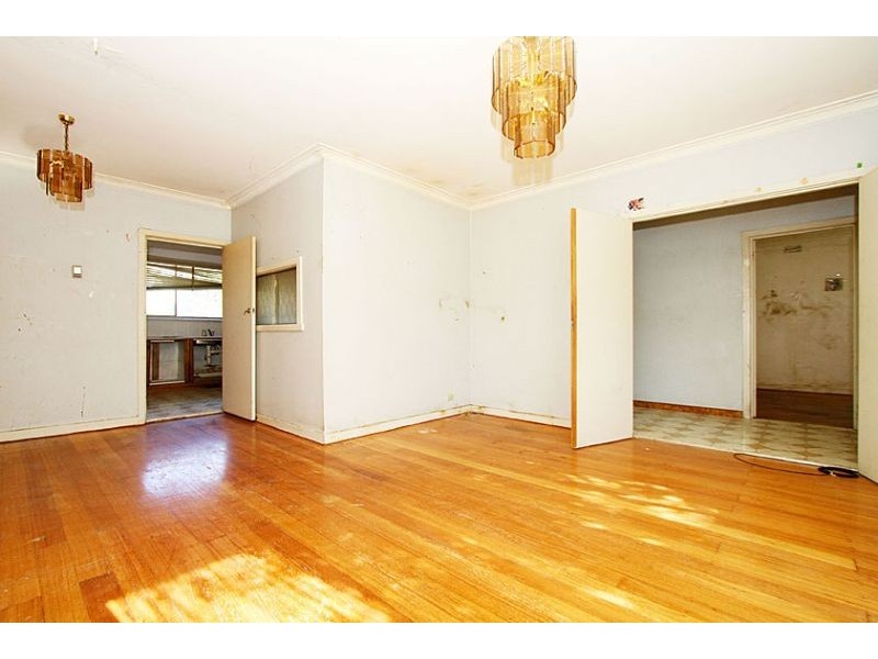 14 Seston Street, Reservoir VIC 3073