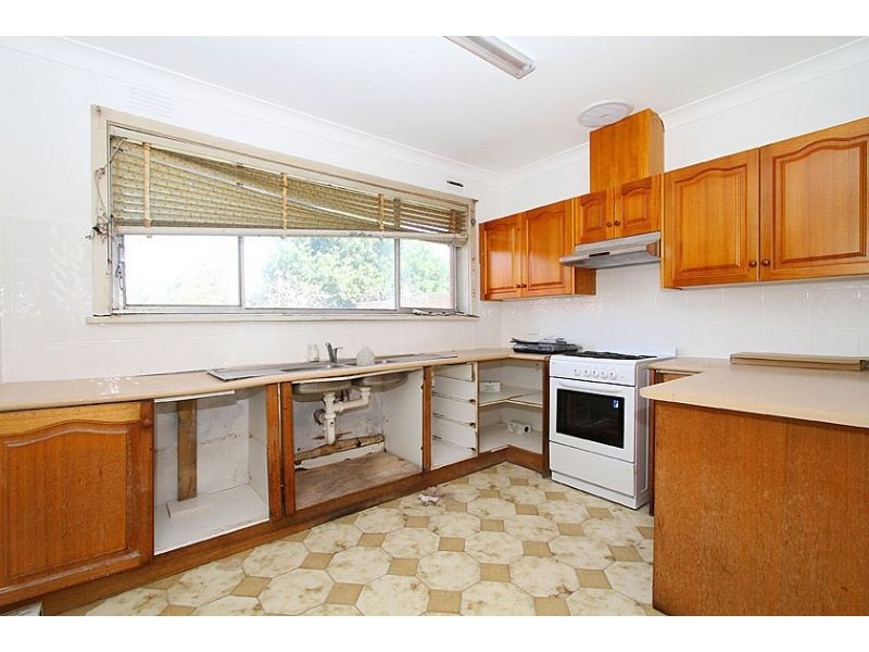 14 Seston Street, Reservoir VIC 3073
