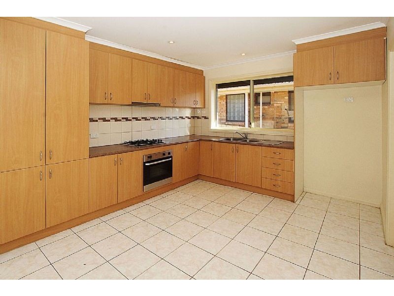 42 Winter Crescent, Reservoir VIC 3073