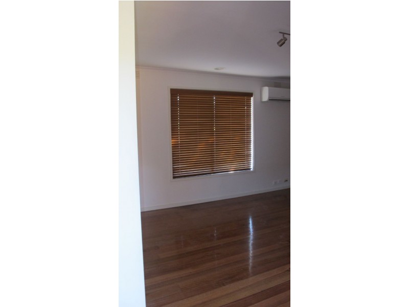 2/52 Barry Street, Reservoir VIC 3073