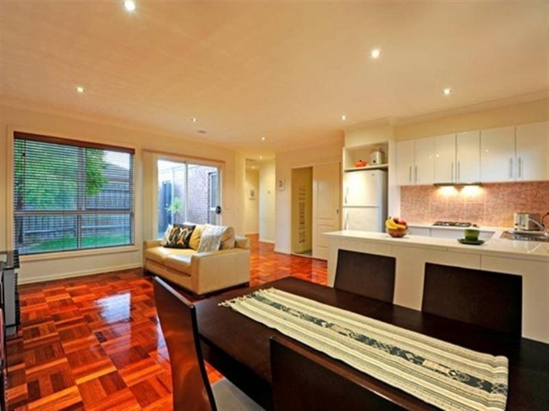 9 Marshall Avenue, Reservoir VIC 3073