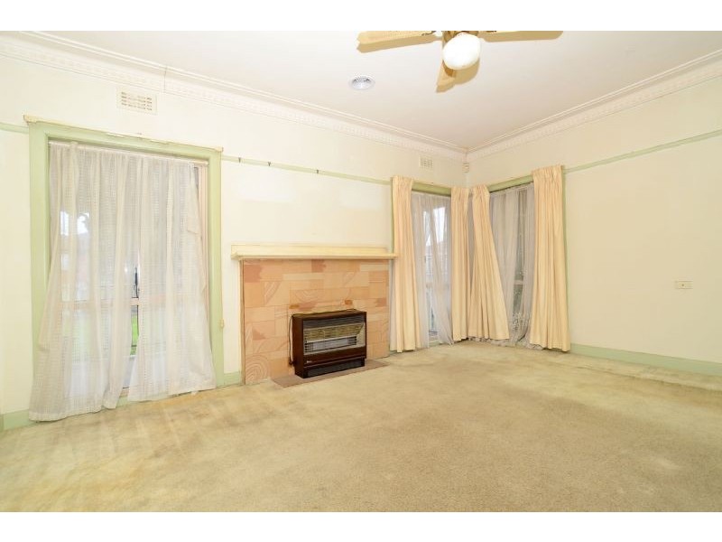 30 Kenneth Street, Preston VIC 3072
