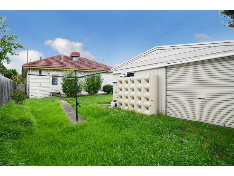 30 Kenneth Street, Preston VIC 3072
