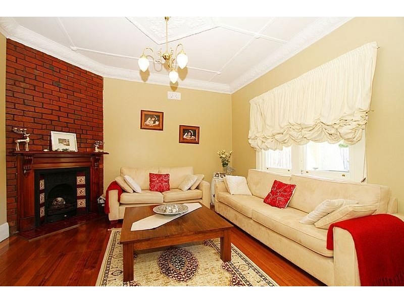 46 Thackeray Road, Reservoir VIC 3073