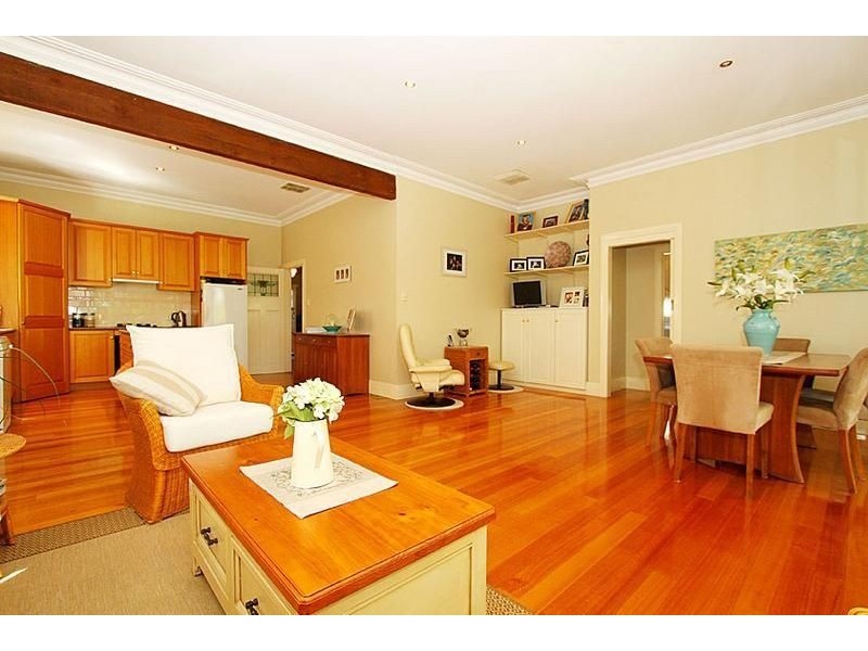 46 Thackeray Road, Reservoir VIC 3073