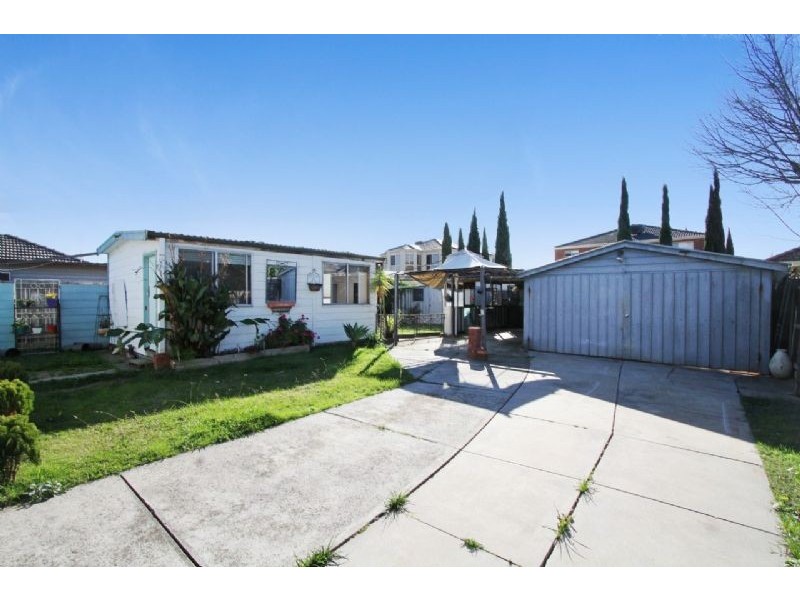 126 Scott Grove, Kingsbury VIC 3083