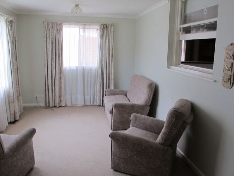 14 Hopetoun Avenue, Reservoir VIC 3073