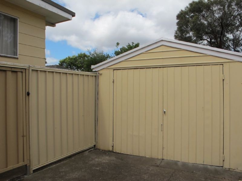 14 Hopetoun Avenue, Reservoir VIC 3073