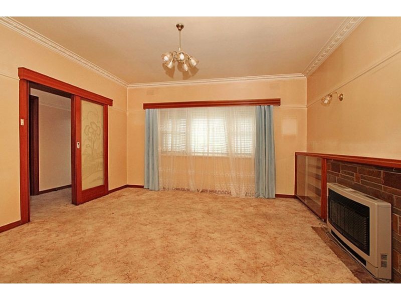 76 Crookston Road, Reservoir VIC 3073