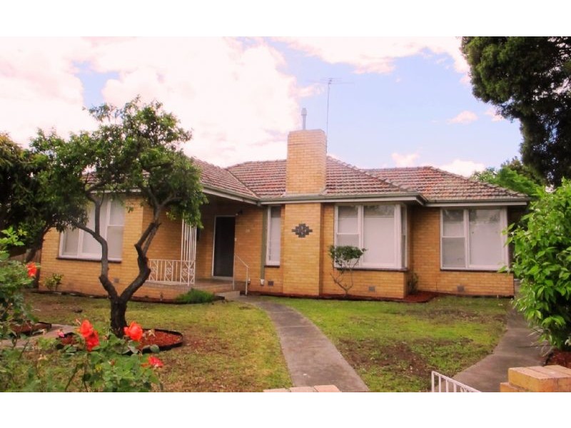 28 Gellibrand Crescent, Reservoir VIC 3073