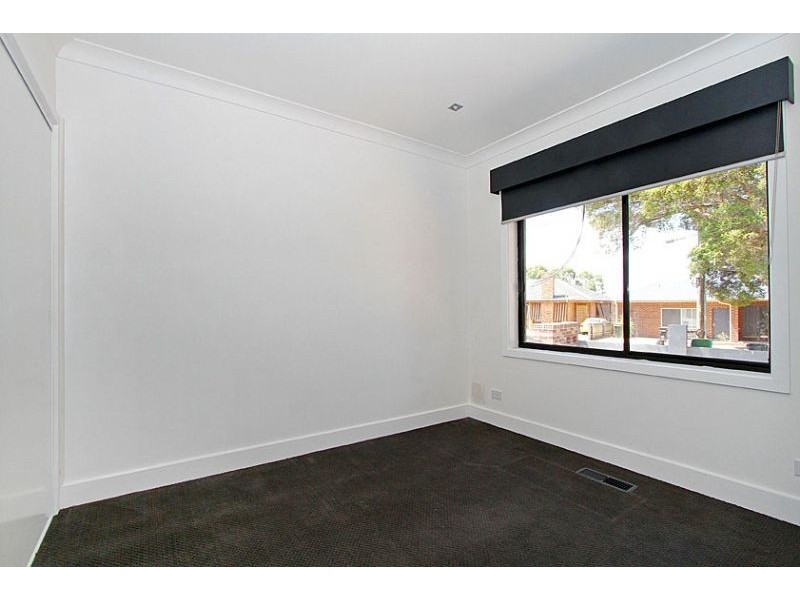 1/49 Winter Crescent, Reservoir VIC 3073