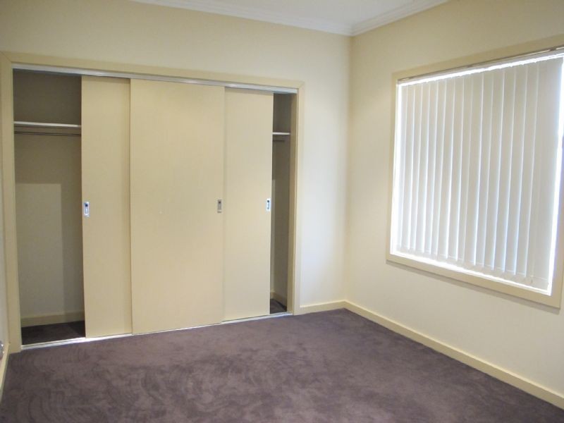 2/3 Mahoneys Road, Reservoir VIC 3073