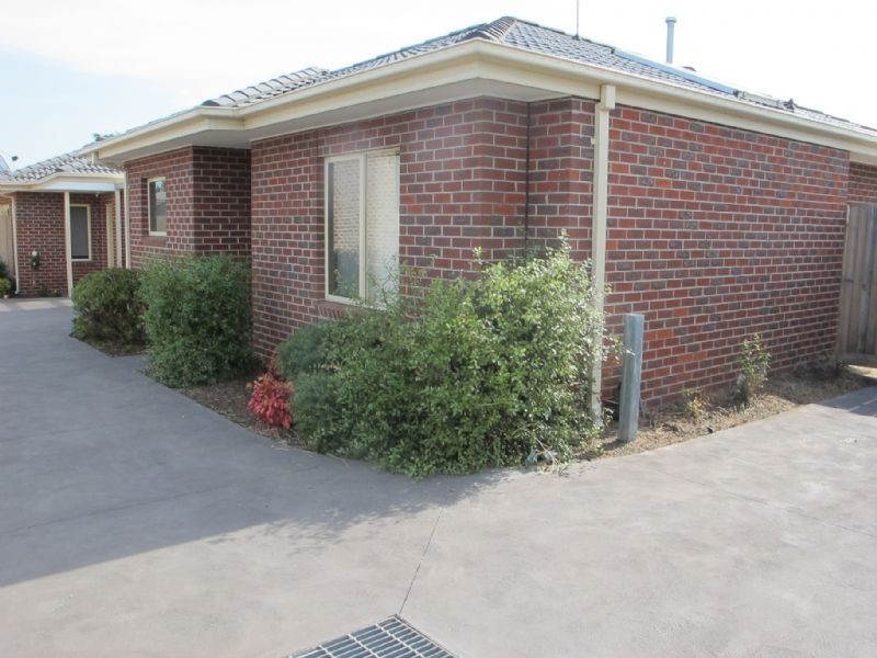 2/3 Mahoneys Road, Reservoir VIC 3073