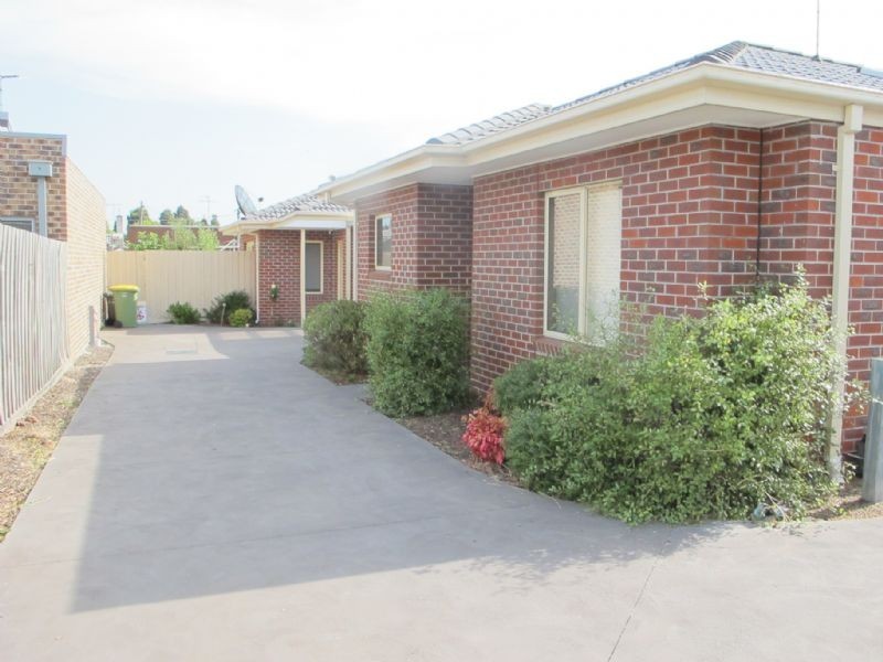 2/3 Mahoneys Road, Reservoir VIC 3073