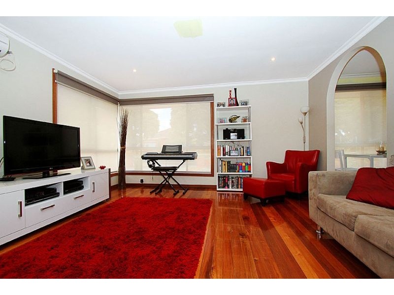 1/12 View Street, Reservoir VIC 3073