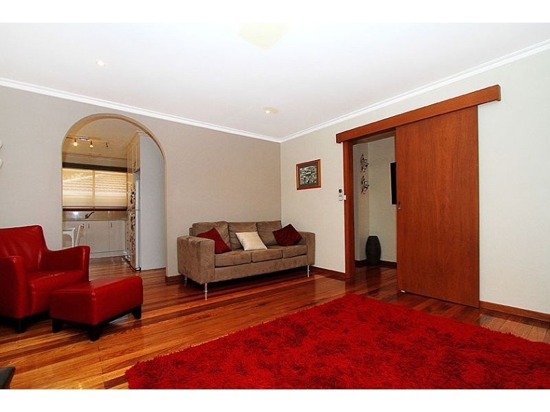 1/12 View Street, Reservoir VIC 3073