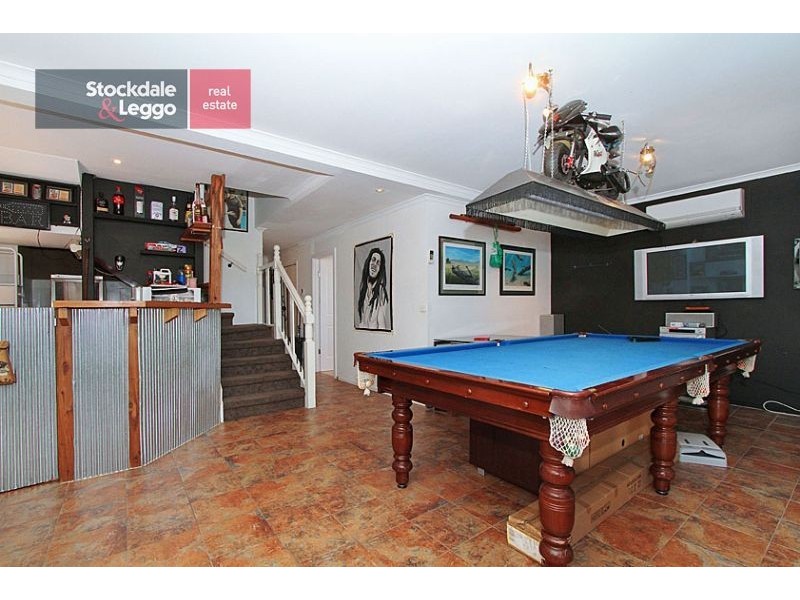 11 Rathcown Road, Reservoir VIC 3073