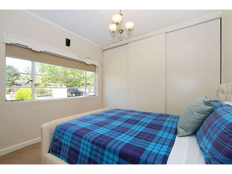 1/32 Crookston Road, Reservoir VIC 3073