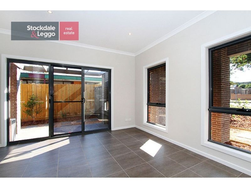 1/39 Olive Street, Reservoir VIC 3073