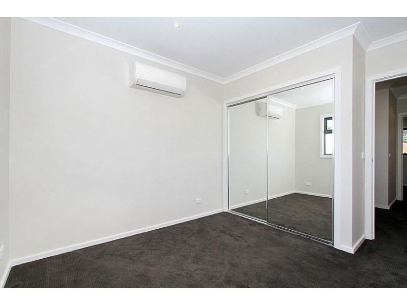 4/39 Olive Street, Reservoir VIC 3073
