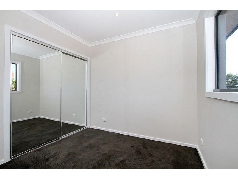 4/39 Olive Street, Reservoir VIC 3073
