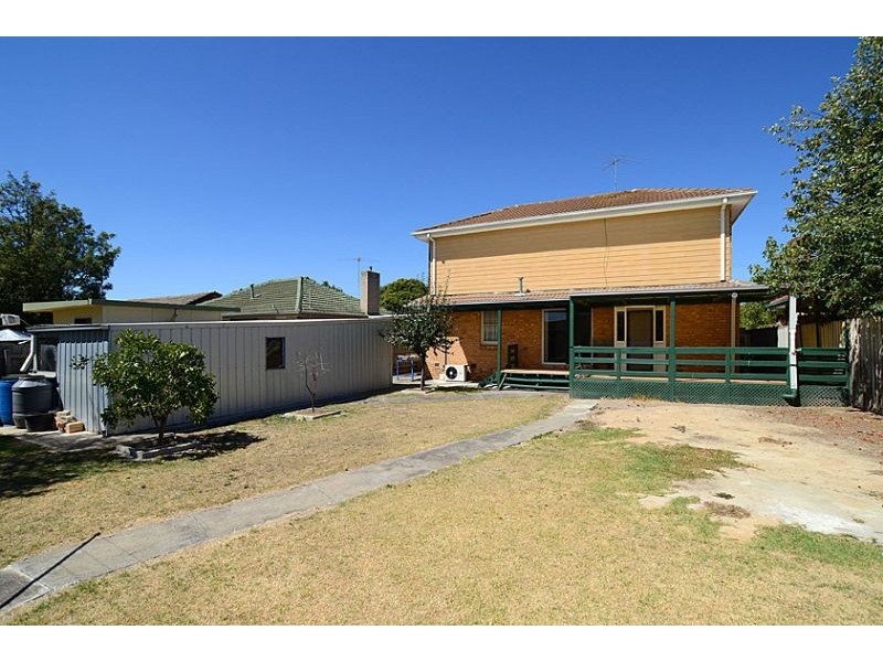 17 Keilor Avenue, Reservoir VIC 3073