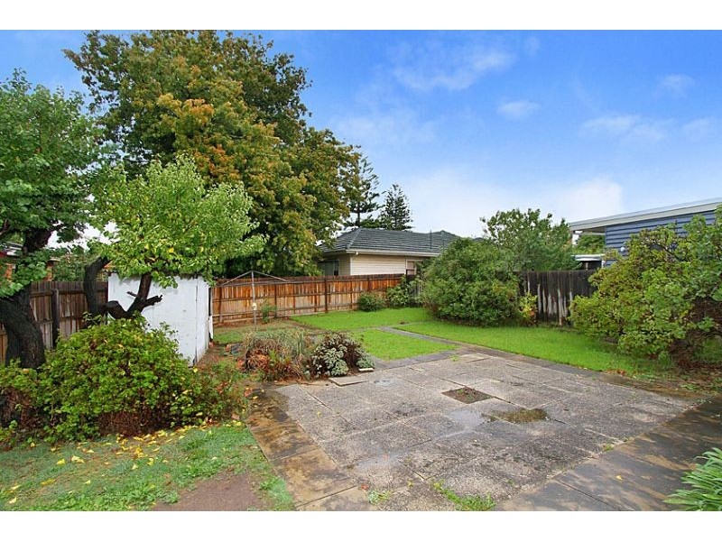 758 Plenty Road, Reservoir VIC 3073