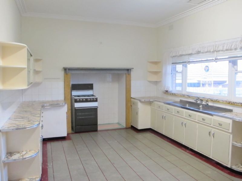 758 Plenty Road, Reservoir VIC 3073