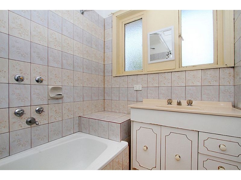 45 Shand Road, Reservoir VIC 3073