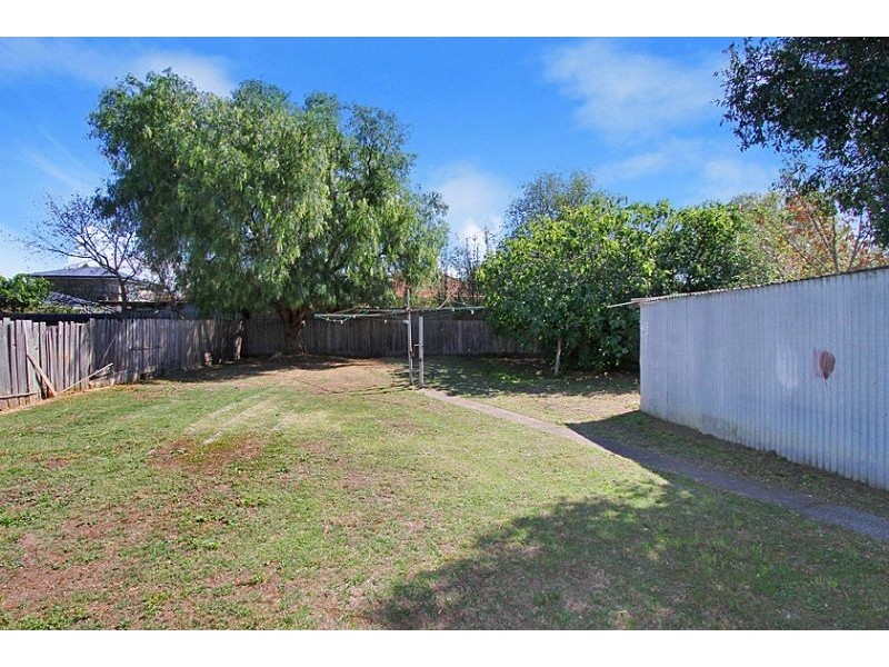 45 Shand Road, Reservoir VIC 3073