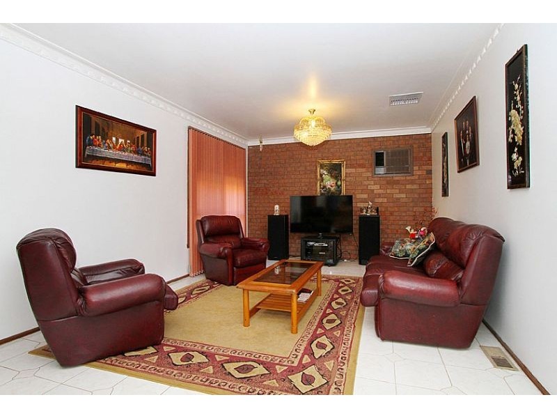 125  Warralong Avenue, Greensborough VIC 3088