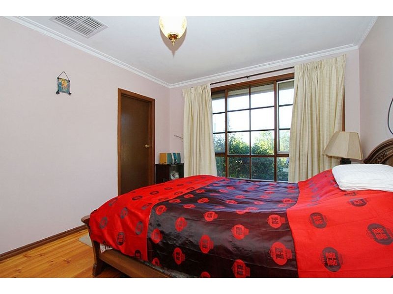 125  Warralong Avenue, Greensborough VIC 3088