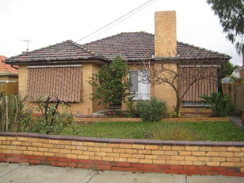 35 Kinsale Street, Reservoir VIC 3073