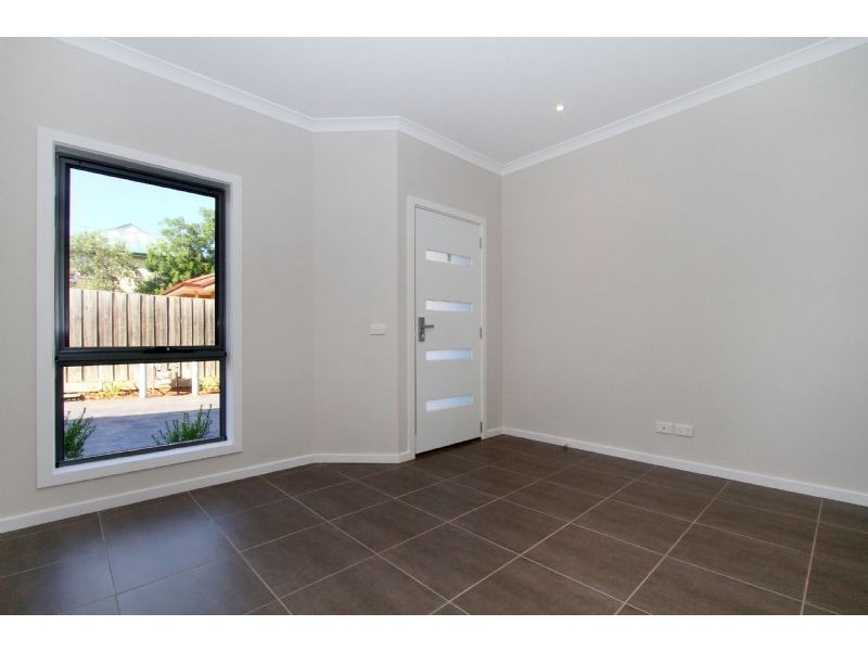 3/39 Olive Street, Reservoir VIC 3073