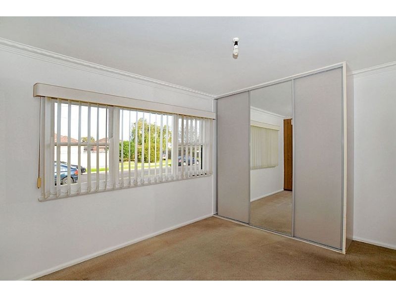 50 Dumbarton Street, Reservoir VIC 3073