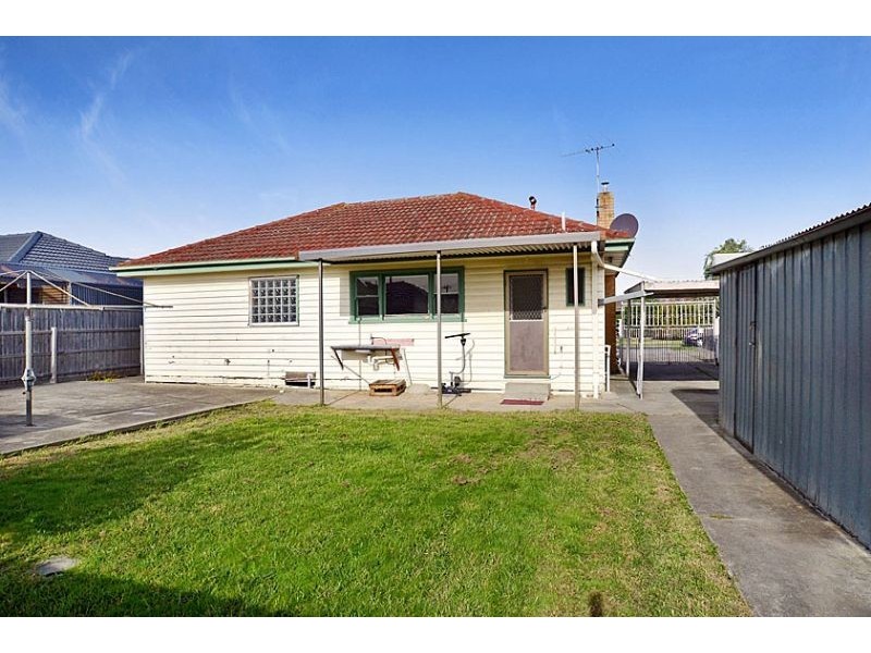 50 Dumbarton Street, Reservoir VIC 3073