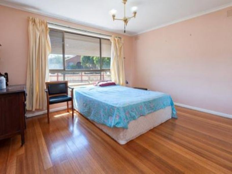 1 Sheargold Court, Reservoir VIC 3073