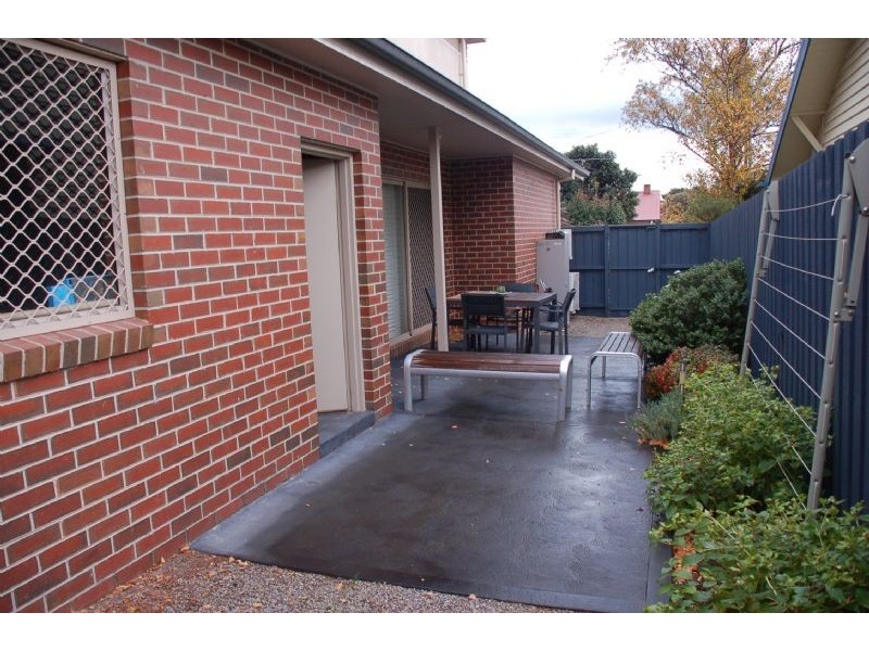 1/87 Thackeray Road, Reservoir VIC 3073