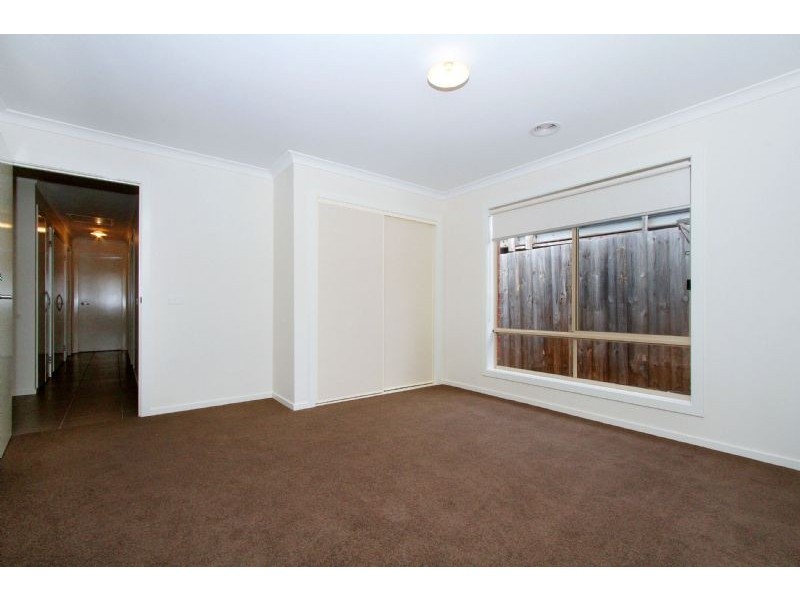 2/3 Bedford Street, Reservoir VIC 3073