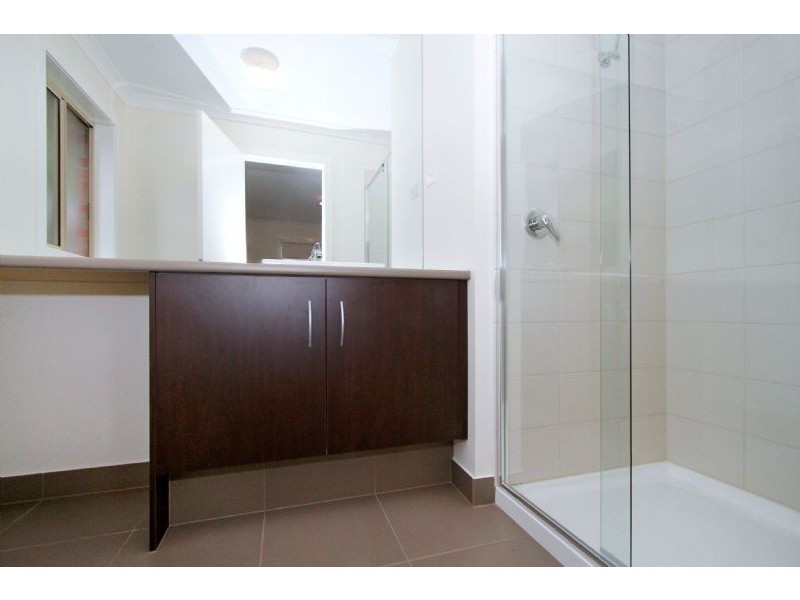 2/3 Bedford Street, Reservoir VIC 3073