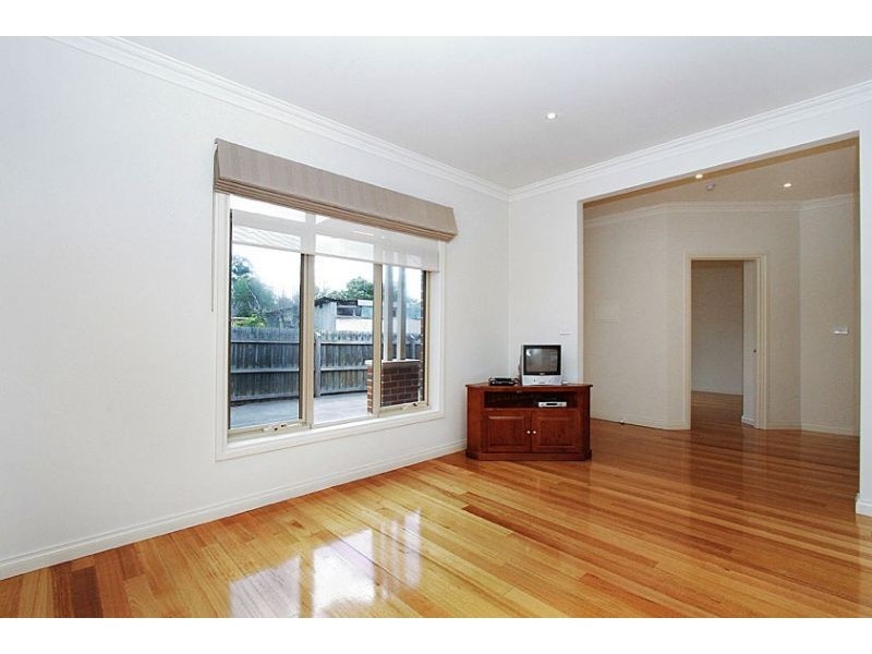 3/87 Thackeray Road, Reservoir VIC 3073
